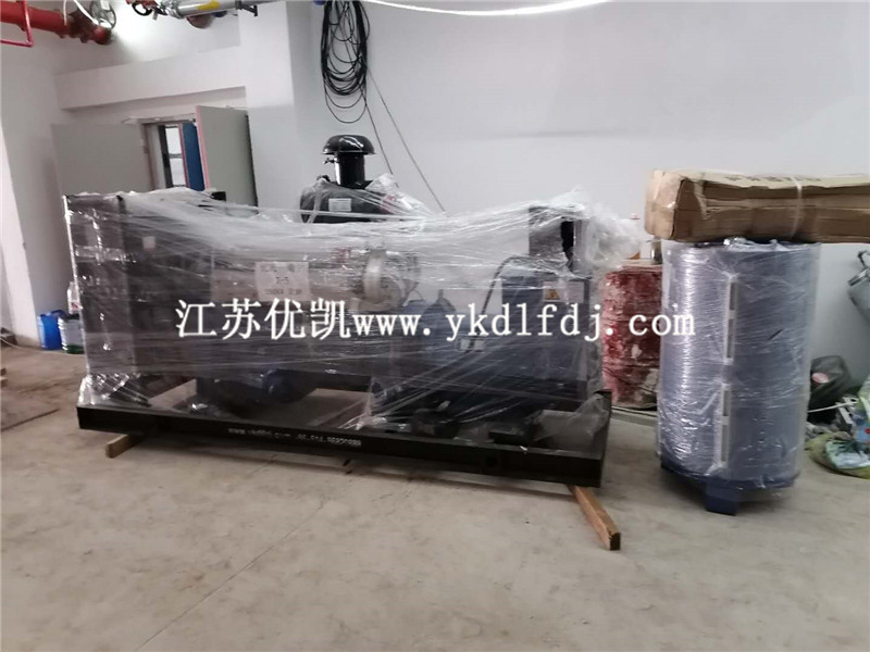 2020年7月11日，250KW濰柴發(fā)電機(jī)組交付廣西某房地產(chǎn)公司用備用電源