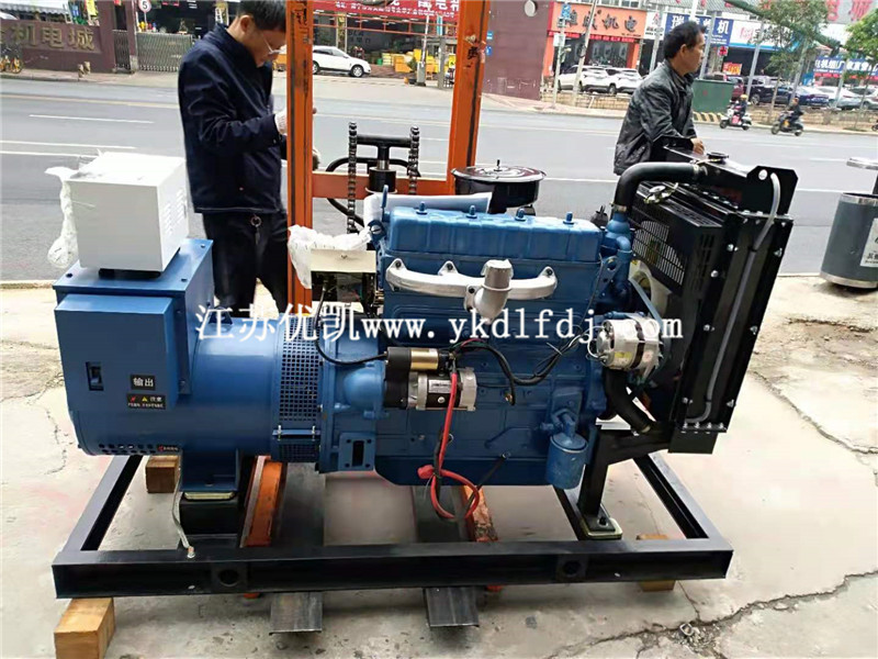 2021年4月5日，養(yǎng)殖客戶來拉走一臺30KW濰柴發(fā)電機組