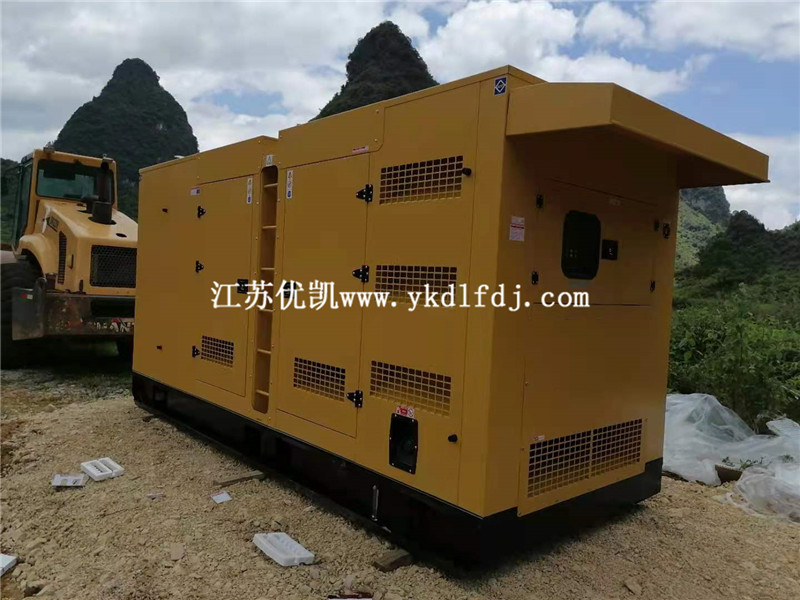 2021年7月10日，2臺玉柴400KW戶外靜音箱型發(fā)電機(jī)組交付廣西某項(xiàng)目使用
