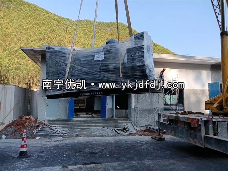 2022年12月15日，120kw-500kw上柴發(fā)電機組某高速公路安裝現(xiàn)場