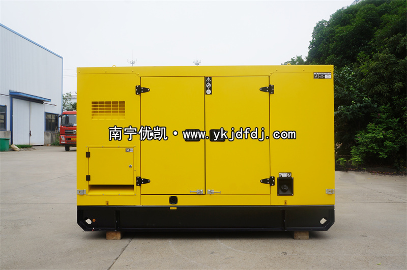 2023年5月31日，客戶定制50kw玉柴靜音柴油發(fā)電機(jī)組交貨