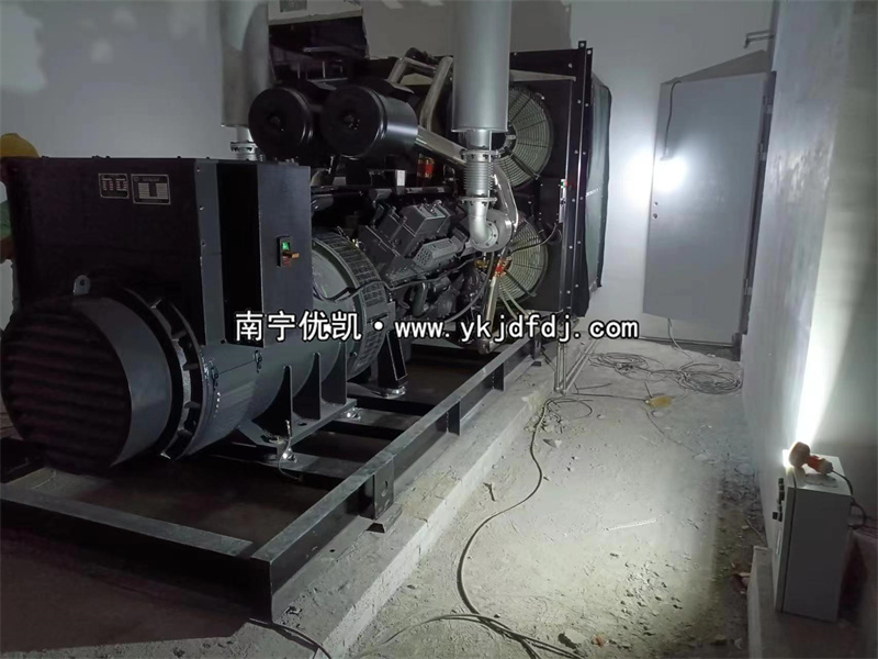 2023年10月25日，800kw上海凱普發(fā)電機(jī)組百色項(xiàng)目安裝現(xiàn)場